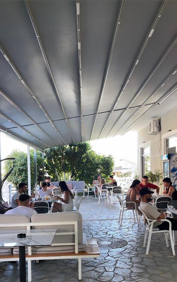 Hotel Lidi Sarandë Exterior foto